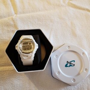 Casio Baby G G-shock watch white